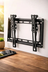 Soporte Tv Philco Inclinable Para Pantallas De 23 A 42 Universal Vesa Reforzado Con Kit De Instalación Negro