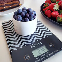 Balanza Digital De Cocina Ultra Slim Silfab Chevron Bc300v Negro 3 Kg