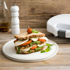 Sandwichera Yelmo Sw1800 Para 4 Porciones 700 Watts Color Blanco