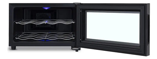 Cava Termoeléctrica Philco Phcav08n2 8 Botellas Luz Interior