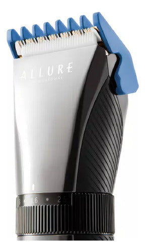 Corta Pelo Barba Titanium Clipper Allure Hc8050ap Led Plateado