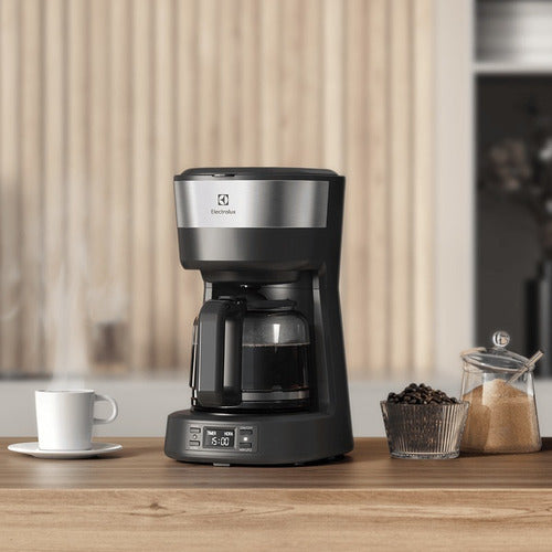 Cafetera Eléctrica Programable Electrolux Ecm25 Inox De 1,2l Negro