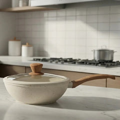 Set 7 Piezas Carol Cacerola Panquequera Wok Bifera Cubiertos Crema