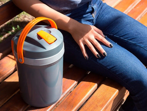 Jarra Térmica Termolar Tereré Con Tapa Abatible Para Café Y Té De 2,5 Litros, Color Gris