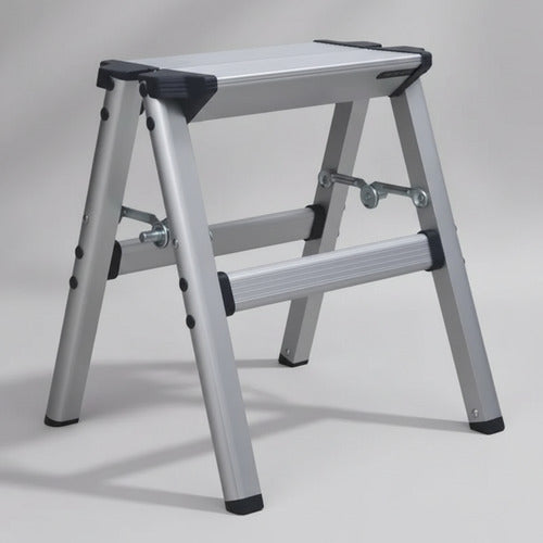 Escalera Plegable Liviana Banco De 1 Escalon De Aluminio Gris