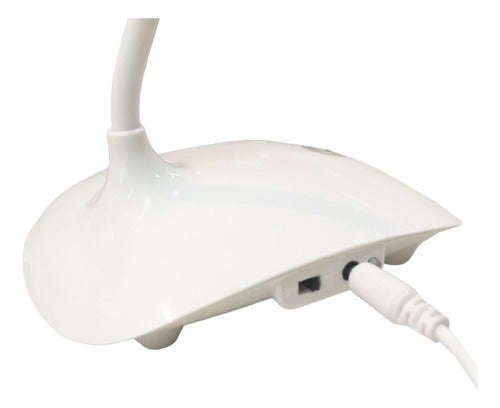 Lampara Escritorio Flexible Luz Led Control Tactil Usb Cts Blanco Blanco