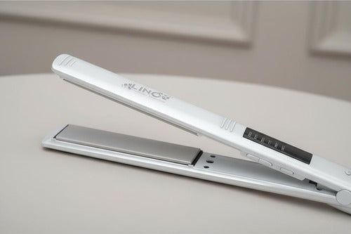 Planchita Pelo Ga.ma Elegance Lino Led Blanca Ceramic Ion C Blanco
