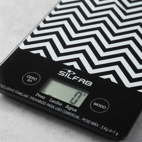 Balanza Digital De Cocina Ultra Slim Silfab Chevron Bc300v Negro 3 Kg