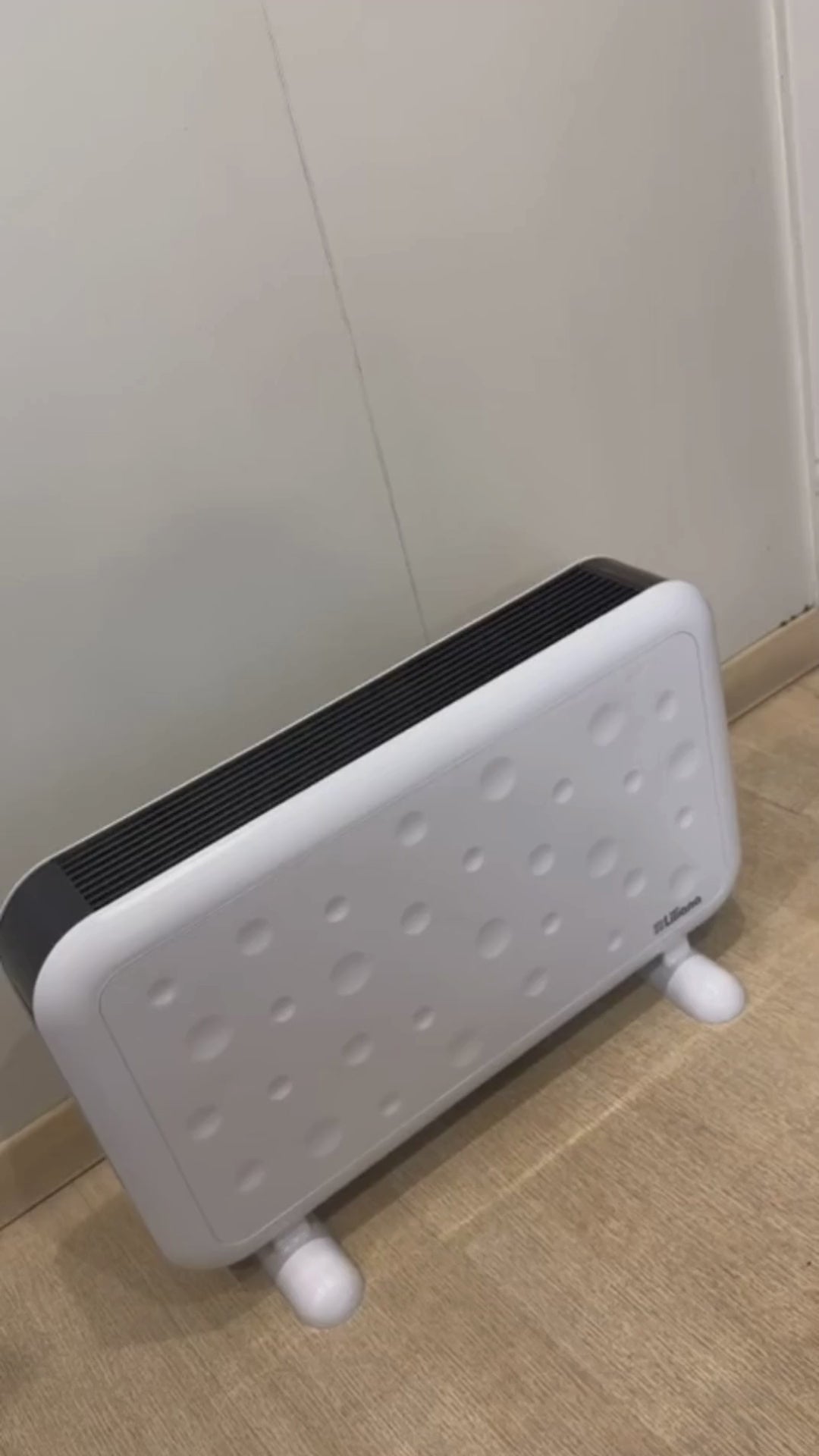Calefactor Eléctrico Convector Liliana Cfb17 De 2000w Blanco/negro